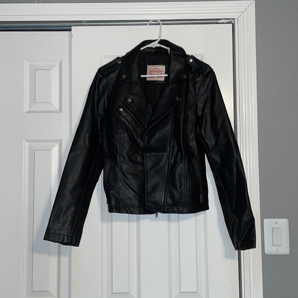 Levi’s leather jacket size L NWOT